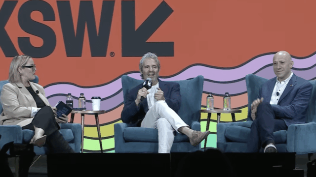 Peacock lançará avatar de Andy Cohen com tecnologia de IA para guiar os espectadores pela biblioteca ‘Bravo-verse’
