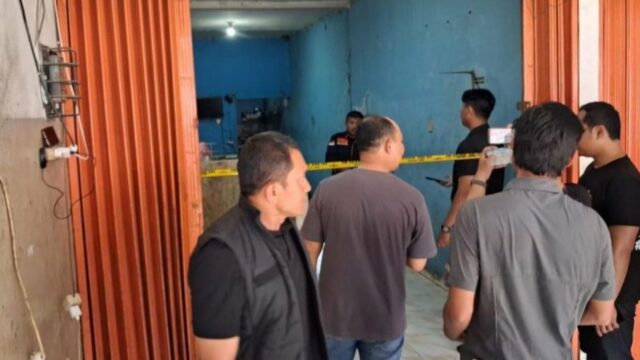 Pengakuan Bos Ayam Goreng em Bekasi Temukan Mayat Pegawainya em Dalam Freezer
