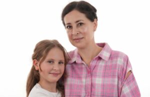 ‘Perdi meu marido na guerra da Ucrânia – vim para Dubai para estar seguro’ Esta combinação de imagens de satélite fornecidas pelo Planet Labs PBC mostra Dubai, Emirados Árabes Unidos, na terça-feira, 24 de fevereiro de 2026, à esquerda, e no domingo, 1º de março de 2026, à direita (Planet Labs PBC)