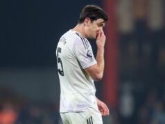 ‘Pergunta difícil’: a estrela do Man Utd nomeia apenas dois defensores em sua chave de ‘nível superior’ da Premier League 'Pergunta difícil': a estrela do Man Utd nomeia apenas dois defensores em sua chave de 'nível superior' da Premier League