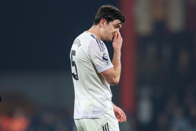 'Pergunta difícil': a estrela do Man Utd nomeia apenas dois 'Pergunta difícil': a estrela do Man Utd nomeia apenas dois defensores em sua chave de 'nível superior' da Premier League