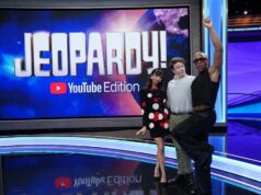 ‘Perigo!’ Define episódio especial exclusivo do YouTube com criadores famosos O logotipo do YouTube TV aparece na tela de um smartphone, e o logotipo do YouTube é exibido como plano de fundo na tela de um laptop nesta ilustração fotográfica em Atenas, Grécia, em 2 de novembro de 2025. (Crédito: Ilustração fotográfica de Nikolas Kokovlis/NurPhoto via Getty Images)