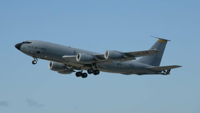 Pesawat Tanker AS Jatuh saat Operasi Militer di Iran, Bantah Dirudal Musuh
