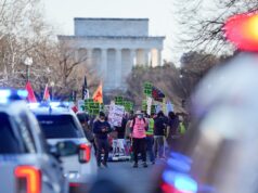 Pesquisa sugere que apenas um quarto dos americanos apoia ataques ao Irã Pesquisa sugere que apenas um quarto dos americanos apoia ataques ao Irã