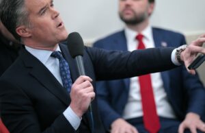 Peter Alexander está deixando a NBC News para se juntar ao MS NOW como âncora Peter Alexander está deixando a NBC News para se juntar ao MS NOW como âncora