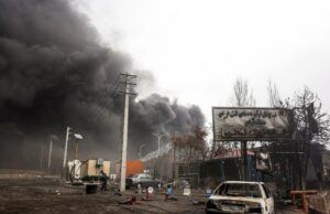 Petróleo ultrapassa os US$ 100 o barril em meio à guerra no Irã Petróleo ultrapassa os US$ 100 o barril em meio à guerra no Irã