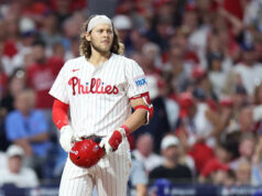 Phillies 3B Alec Bohm supostamente processa seus pais em US $ 3 milhões, alegando que eles desviaram dinheiro enquanto administravam suas finanças Download app from appStore