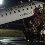 Pilotos mortos, grande aeroporto fechado após avião colidir com caminhão de bombeiros