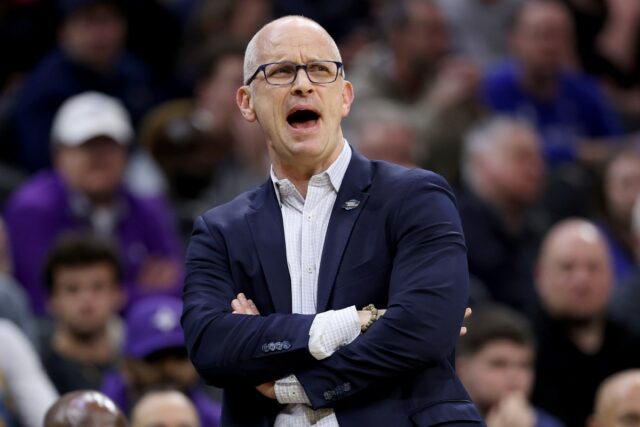 'Pior de todos': Rodada de abertura do March Madness destruída 'Pior de todos': Rodada de abertura do March Madness destruída após resultados 'chatos'