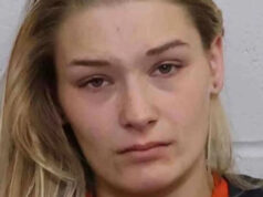 Polícia do Colorado prende mulher implorando em um supermercado depois de sair em um carro esportivo de luxo Mercado Municipal localizado em 505 W. Victory Way em Craig, Colorado.