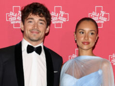 Por dentro do casamento de Charles Leclerc e Alexandra Saint Mleux Charles Leclerc e Alexandra Saint Mleux no 76º Baile da Cruz Vermelha em 12 de julho de 2025 em Mônaco.