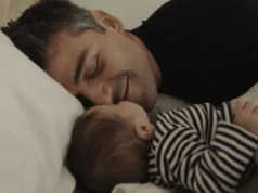 Por que Elvira Lind e Oscar Isaac esperaram quase uma década para compartilhar ‘King Hamlet’, um documento íntimo filmado durante o momento ‘lindo e triste’ de seu casamento precoce (EXCLUSIVO) Por que Elvira Lind e Oscar Isaac esperaram quase uma década para compartilhar 'King Hamlet', um documento íntimo filmado durante o momento 'lindo e triste' de seu casamento precoce (EXCLUSIVO)