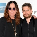 Ozzy Osbourne ao longo dos anos Black Sabbath Solo Carreira Vício Vida Casada Reality TV e muito mais