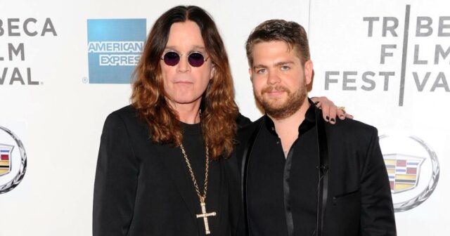 Ozzy Osbourne ao longo dos anos Black Sabbath Solo Carreira Vício Vida Casada Reality TV e muito mais