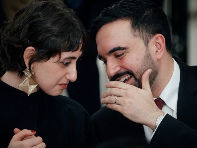 Por que Mamdani, de Nova York, está enfrentando críticas pela resposta aos ataques à esposa?
