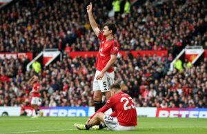 Por que Michael Carrick substituiu a dupla do Man Utd na vitória por 2 a 1 sobre o Crystal Palace em meio a preocupações com lesões Por que Michael Carrick substituiu a dupla do Man Utd na vitória por 2 a 1 sobre o Crystal Palace em meio a preocupações com lesões