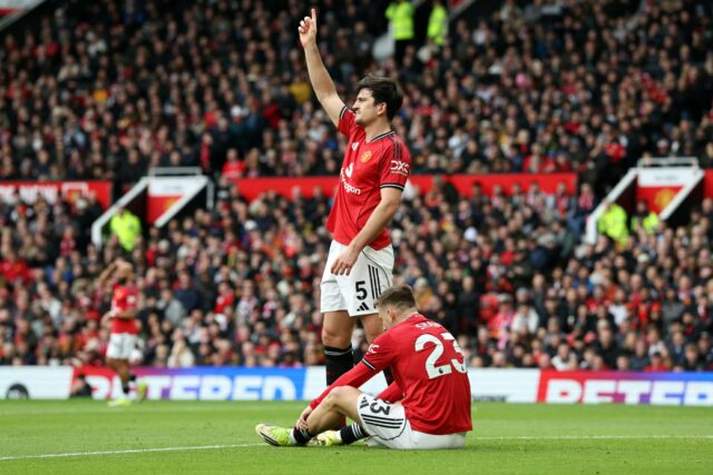 Por que Michael Carrick substituiu a dupla do Man Utd Por que Michael Carrick substituiu a dupla do Man Utd na vitória por 2 a 1 sobre o Crystal Palace em meio a preocupações com lesões