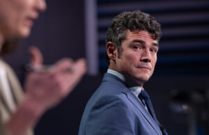 Por que o chefe do contraterrorismo de Trump renunciou por causa da guerra no Irã? Por que o chefe do contraterrorismo de Trump renunciou por causa da guerra no Irã?