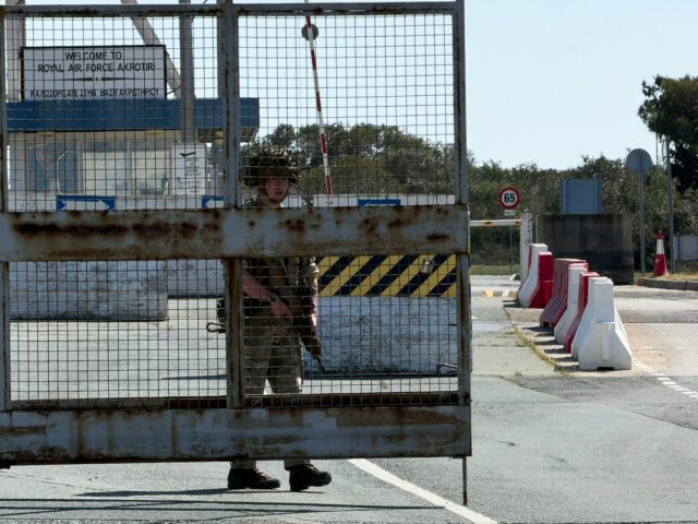 Porque é que a Europa e a Austrália enviaram meios militares para o Médio Oriente?
