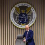 Presidente da FCC ameaça retirar licenças de TV da cobertura noticiosa do Irã. Por que isso é altamente improvável