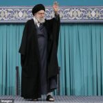 O líder supremo do Irã, Ali Khamenei (foto), foi morto no sábado em Teerã