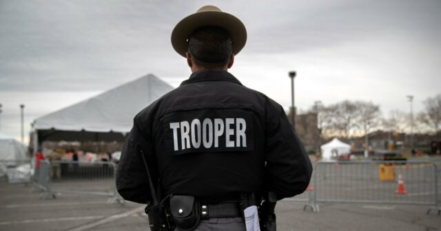 Três funcionários da escola primária do Texas presos por abusar fisicamente de alunos com necessidades especiais Julia Cantu Veronica Guerra Ulrich e Jessica Longo