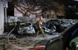 Projétil vindo do Líbano mata pelo menos uma pessoa no norte de Israel Projétil vindo do Líbano mata pelo menos uma pessoa no norte de Israel