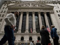 Quando os mercados de ações estão abalados, mesmo por causa da guerra, normalmente compensa que os investidores sejam pacientes Quando os mercados de ações estão abalados, mesmo por causa da guerra, normalmente compensa que os investidores sejam pacientes