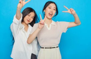 Quem disse que ninguém se importa com balé? Esses YouTubers da Geração Z estão tornando isso legal Quem disse que ninguém se importa com balé? Esses YouTubers da Geração Z estão tornando isso legal