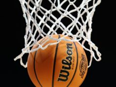 Quem é Amir ‘Aura’ Khan? Conheça o cara do Boombox viral do March Madness Quem é Amir Aura Khan Conheça o gerente estudantil McNeese que se tornou viral antes da loucura de março