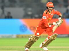 Quem é Anushka Sharma? A mais recente adição ao lado T20I feminino indiano Quem é Anushka Sharma? A mais recente adição ao lado T20I feminino indiano