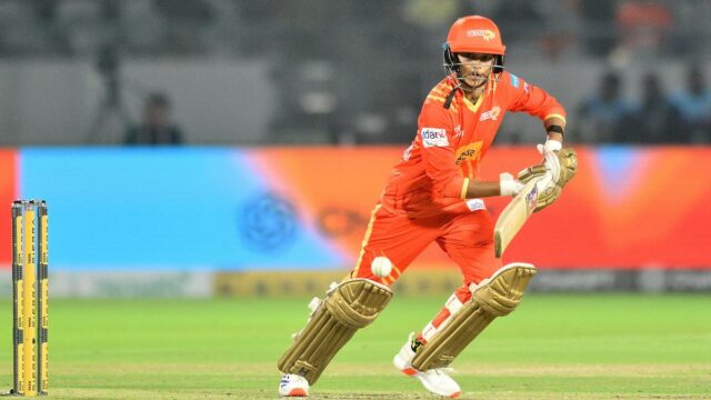 Quem é Anushka Sharma? A mais recente adição ao lado T20I feminino indiano
