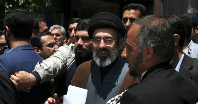 Quem é Mojtaba Khamenei, o novo Líder Supremo do Irão? Quem é Mojtaba Khamenei, o novo Líder Supremo do Irão?