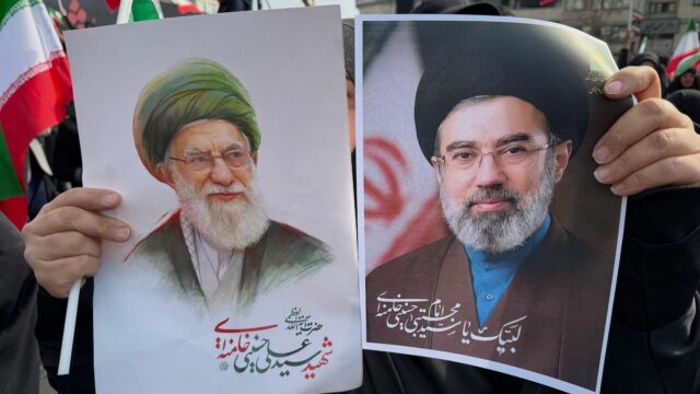 Quem é o novo líder supremo do Irão, Mojtaba Khamenei?
