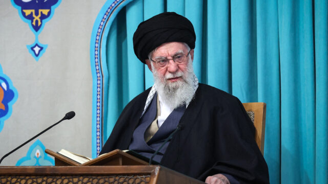 Quem foi o líder supremo do Irã, o aiatolá Ali Khamenei?
