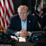 Presidente Donald Trump supervisionando a atividade da Operação Epic Fury contra o Irã de Mar-a-Lago em Palm Beach, Flórida