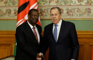 Quénia e Rússia concordam que não serão recrutados quenianos para a guerra na Ucrânia Quénia e Rússia concordam que não serão recrutados quenianos para a guerra na Ucrânia