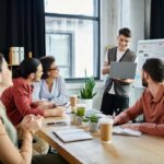 Querida Abby: Meu colega de trabalho não quer levar nossa amizade a um nível mais profundo