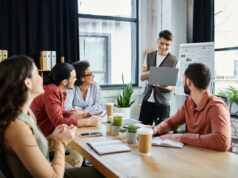 Querida Abby: Meu colega de trabalho não quer levar nossa amizade a um nível mais profundo Querida Abby: Meu colega de trabalho não quer levar nossa amizade a um nível mais profundo