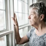 Querida Abby: O divórcio do meu filho o tirou do caminho - e custou-lhe o emprego