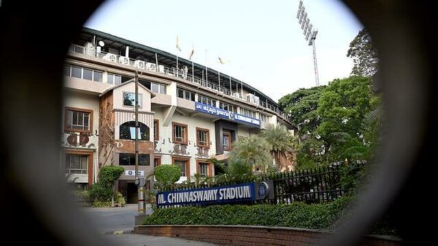 RCB: Estádio M. Chinnaswamy manterá permanentemente 11 assentos vazios para homenagear as vítimas da debandada
