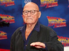 RIP James Tolkan: Diretor de ‘De Volta para o Futuro’ e Comandante de ‘Top Gun’ Morto aos 94 RIP James Tolkan: Diretor de 'De Volta para o Futuro' e Comandante de 'Top Gun' Morto aos 94