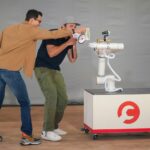 RJ Scaringe de Rivian acha que estamos fazendo robôs de maneira errada