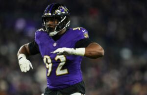 Ravens All-Pro toma decisão de aposentadoria após lesão no final da temporada: relatório Baltimore Ravens DT Nnamdi Madubuike