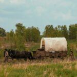 Reinicialização de 'Little House on the Prairie' define data de lançamento, Netflix renova programa para a 2ª temporada