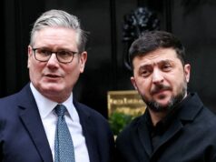 Reino Unido e Ucrânia pretendem vender drones enquanto Starmer mostra apoio a Zelenskiy Yahoo news home