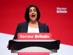 Reino Unido encerrará vistos de estudo para estudantes de Mianmar, Afeganistão, Camarões e Sudão Reino Unido encerrará vistos de estudo para estudantes de Mianmar, Afeganistão, Camarões e Sudão