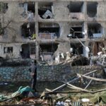 Rescaldo dos ataques com mísseis iranianos perto da instalação nuclear de Israel