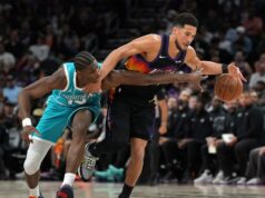 Resumo da NBA: Phoenix Suns interrompe a seqüência de 10 vitórias consecutivas do Charlotte Hornets; Lakers sem LeBron derrota Knicks Resumo da NBA: Phoenix Suns interrompe a seqüência de 10 vitórias consecutivas do Charlotte Hornets; Lakers sem LeBron derrota Knicks