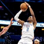 Resumo da NBA: Shai Gilgeous-Alexander marca 40 pontos e o Oklahoma City Thunder garante a vaga nos playoffs